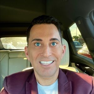 Meet your Posher, Jeffrey